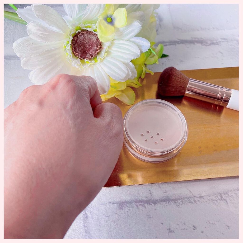 薬用美白ファンデーションSPF50+/ONLY MINERALS/ルースパウダーを使ったクチコミ(5枚目)