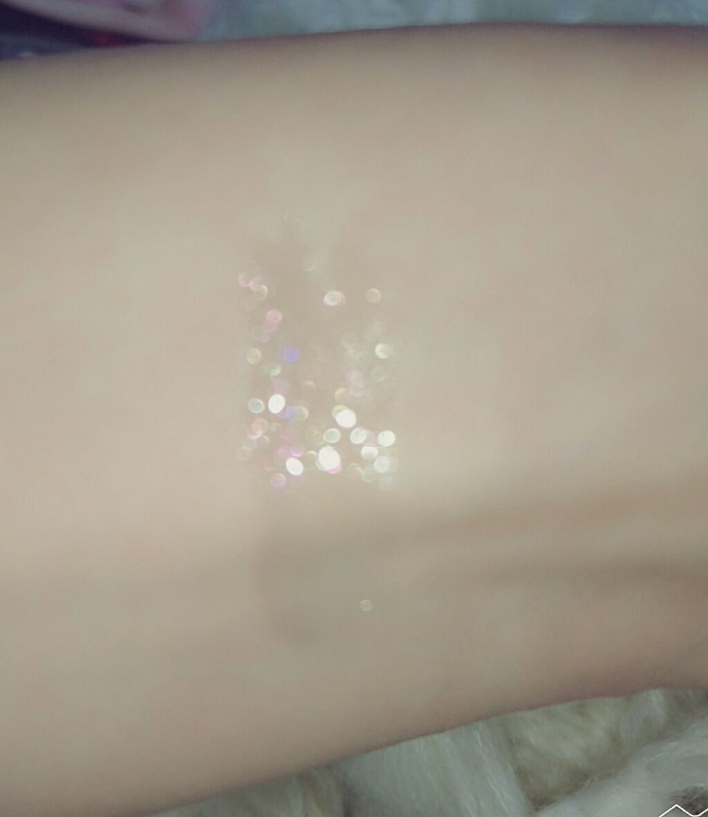 38°C / 99°F リップトリートメント (リップ美容液)/UZU BY FLOWFUSHI/リップケアを使ったクチコミ（2枚目）