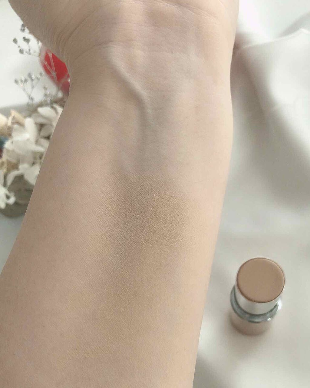 24 ミネラルモイストスティックファンデ/24h cosme/その他ファンデーションを使ったクチコミ(3枚目)