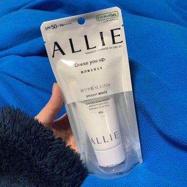 【ALLIE／ニュアンスチェンジUV ジェルWT】


こちらはALLIEさんの新商品！

いただいたのでレビューさせていただきます:-)



これは日焼け止めジェル！
この時期なので日焼け止め自体の