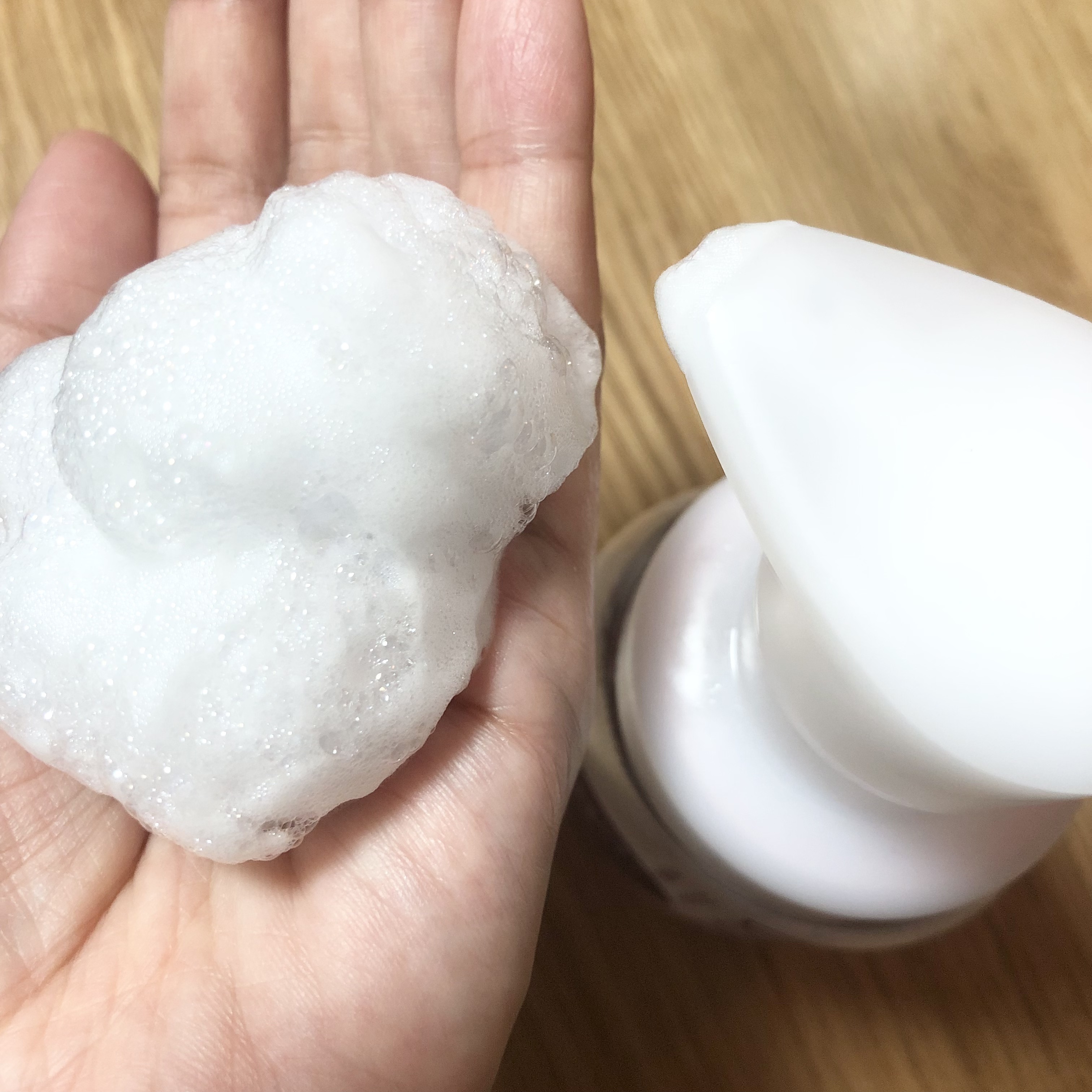 パチパチはたらくメイク落とし 本体(210ml)/ビオレ/クレンジングウォーターを使ったクチコミ（2枚目）