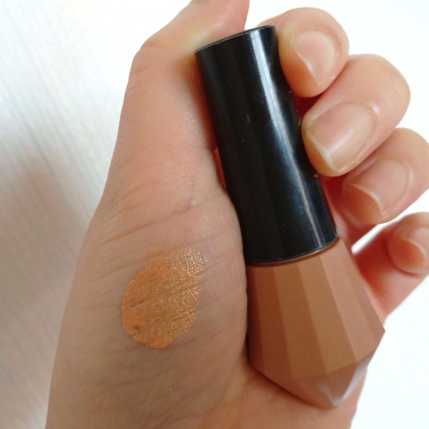 リキッドアイカラー WP 濃密発色タイプ/FASIO/リキッドアイシャドウを使ったクチコミ(3枚目)