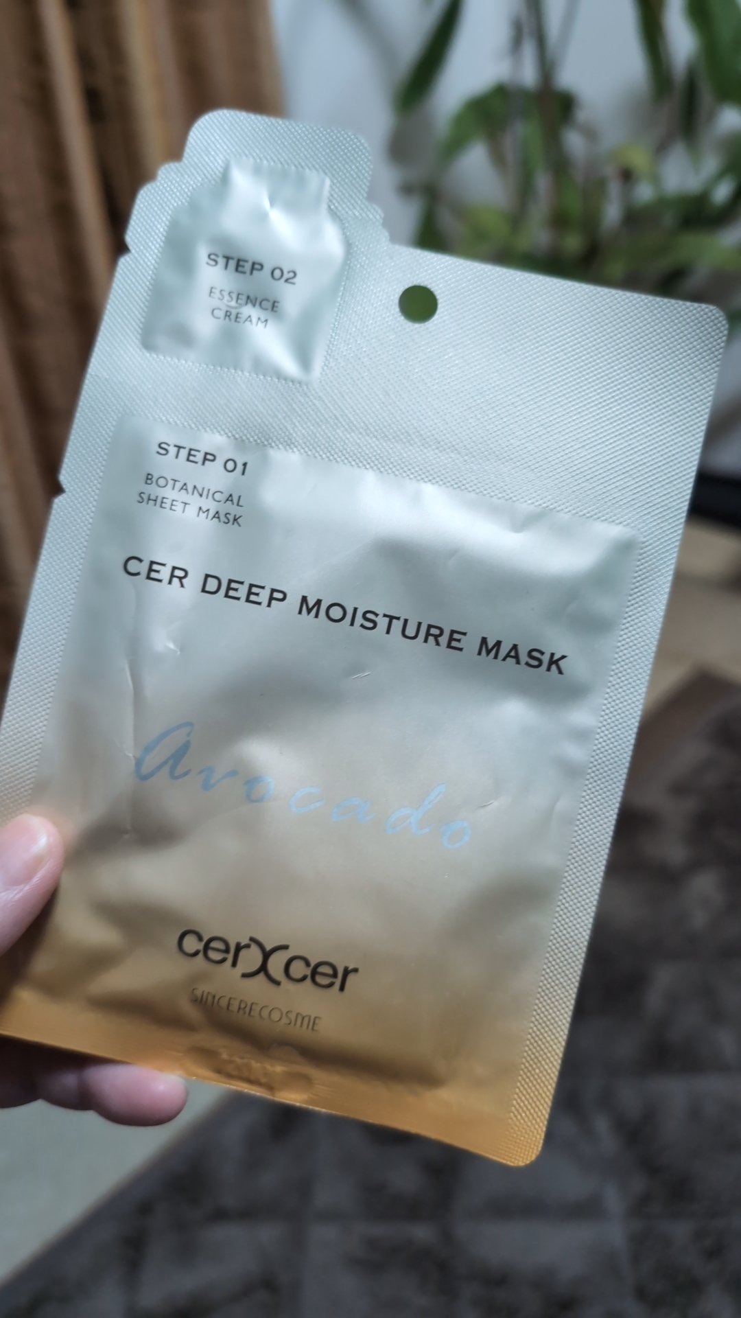 ディープモイスチャー マスク　(ケアクリーム付き) 1枚入（箱なし）