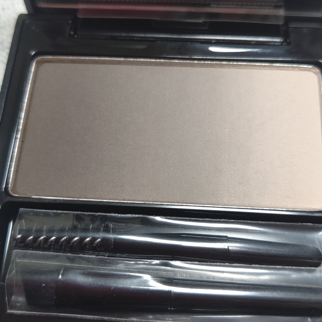 ブローシェーダー/shu uemura/パウダーアイブロウを使ったクチコミ（2枚目）