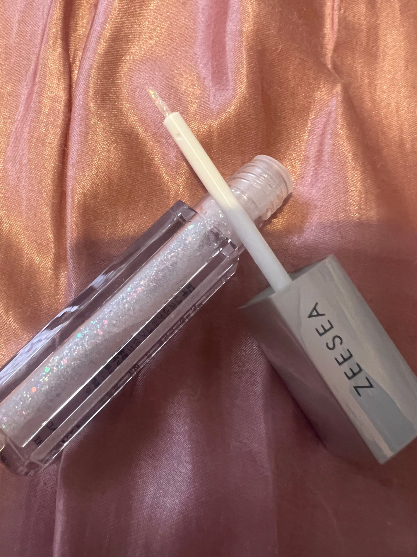 ダイヤモンドシリーズ 星空リキッドアイシャドウ/ZEESEA/リキッドアイシャドウを使ったクチコミ(2枚目)