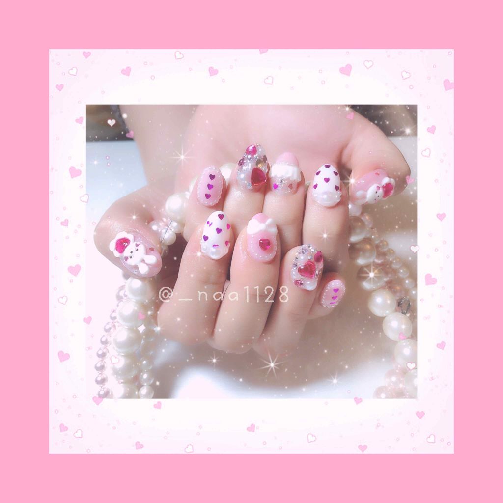 なつき【大阪】16タイプ・パーソナルカラーアナリスト®︎ on LIPS 「🎀今月のネイル🎀うさぎちゃん×ピンクで甘々🐇💍顔に似合わず爪だ..」(1枚目)