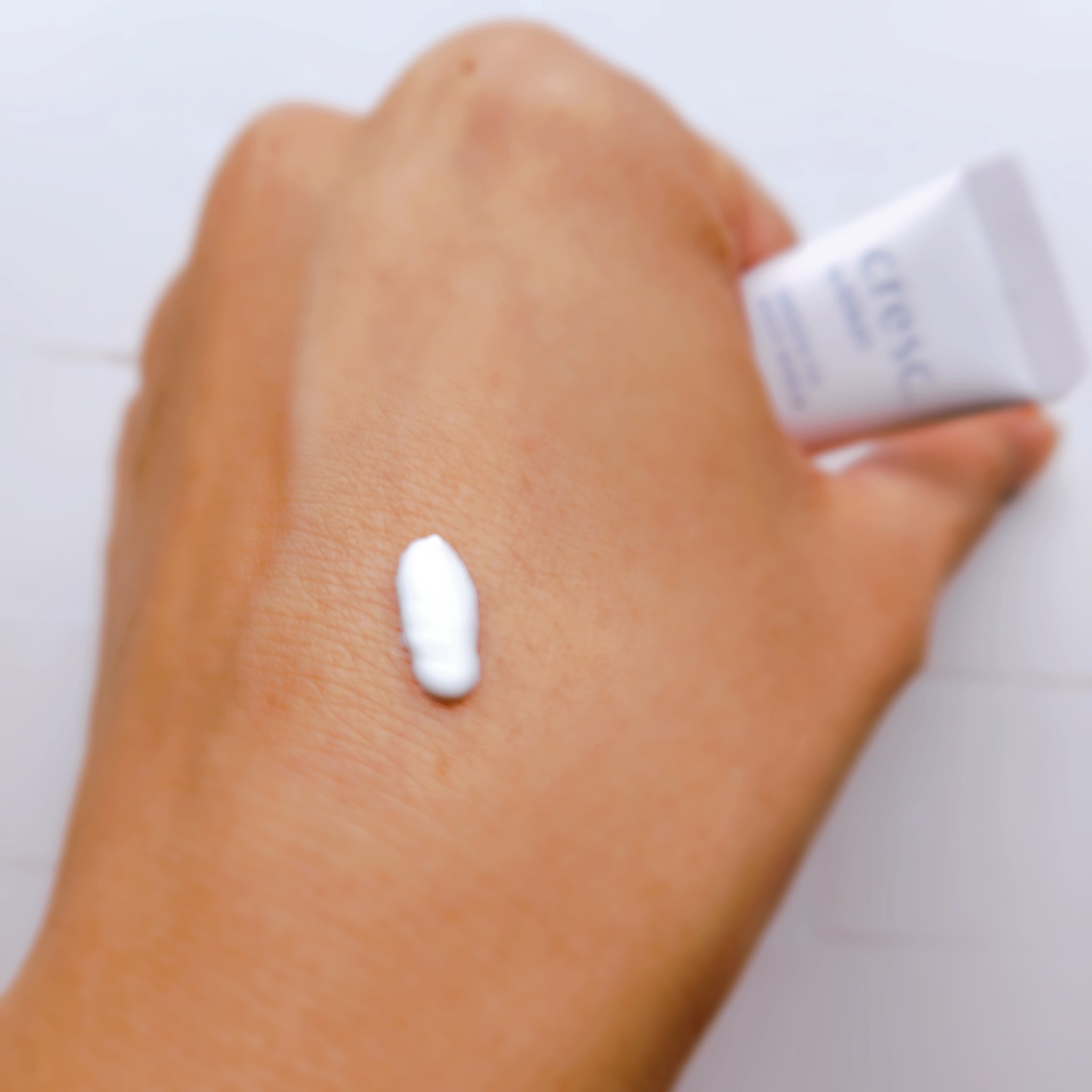 スムースフィット マルチシールド/cresc. by ASTALIFT/化粧下地を使ったクチコミ（3枚目）