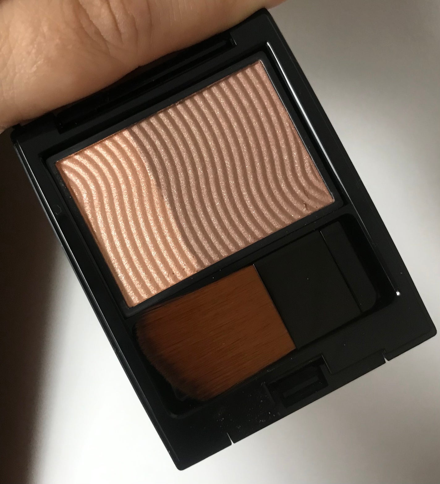 ミネラルプレストチーク/エトヴォス/パウダーチークを使ったクチコミ(7枚目)