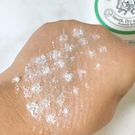 薬用さらさらデオドラントパウダー/デオナチュレ/デオドラント・制汗剤を使ったクチコミ(5枚目)