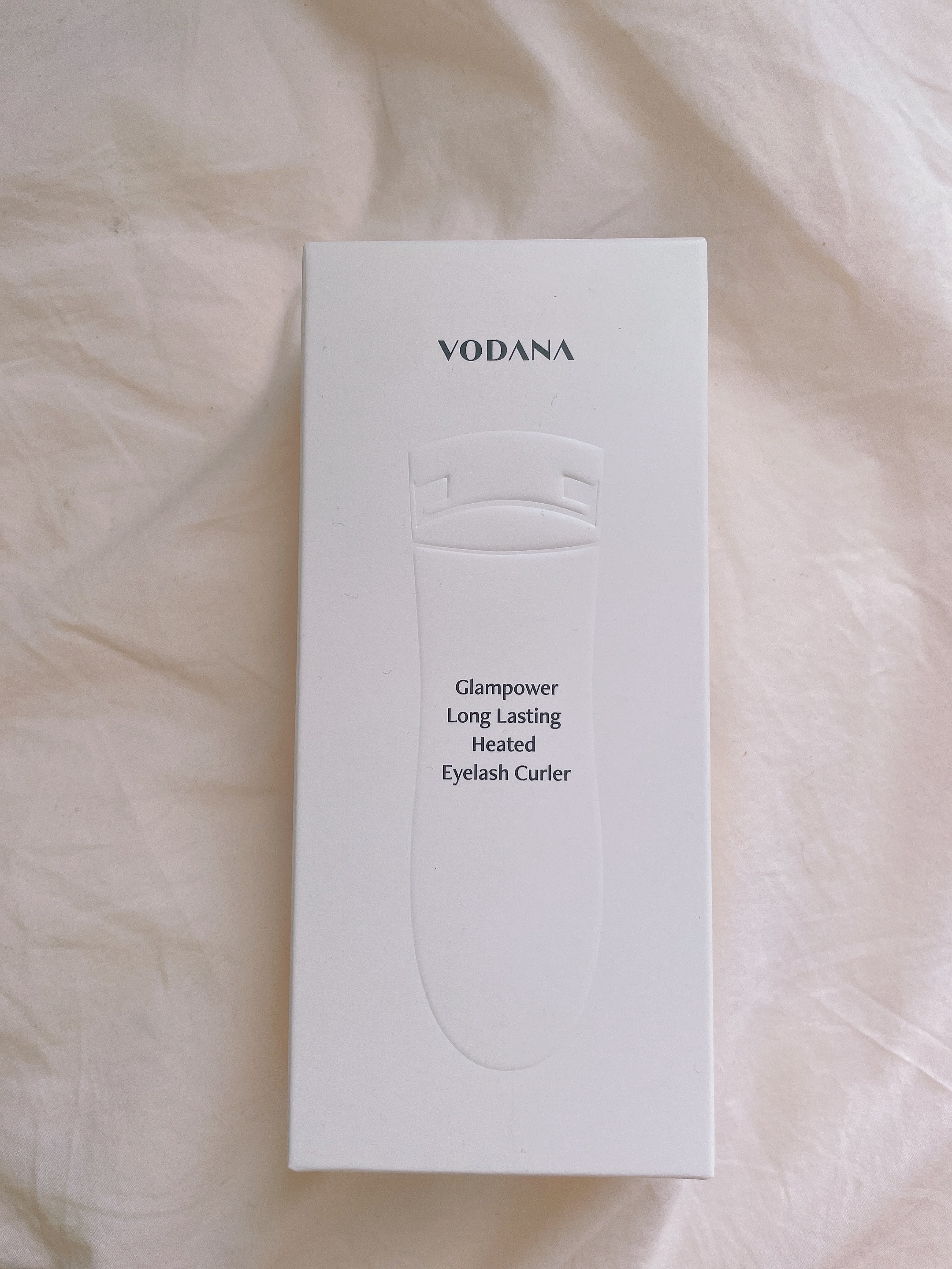 ⭐️プレゼント⭐️
LIPS様を通してグラムパワーロングラスティング
ヒーテッドアイラッシュカーラーを
頂きました✨
ありがとうございます🙇‍♀️

温度設定によって自分好みのまつ毛に出来ます！
またUSBケーブルも付いてきました！！

