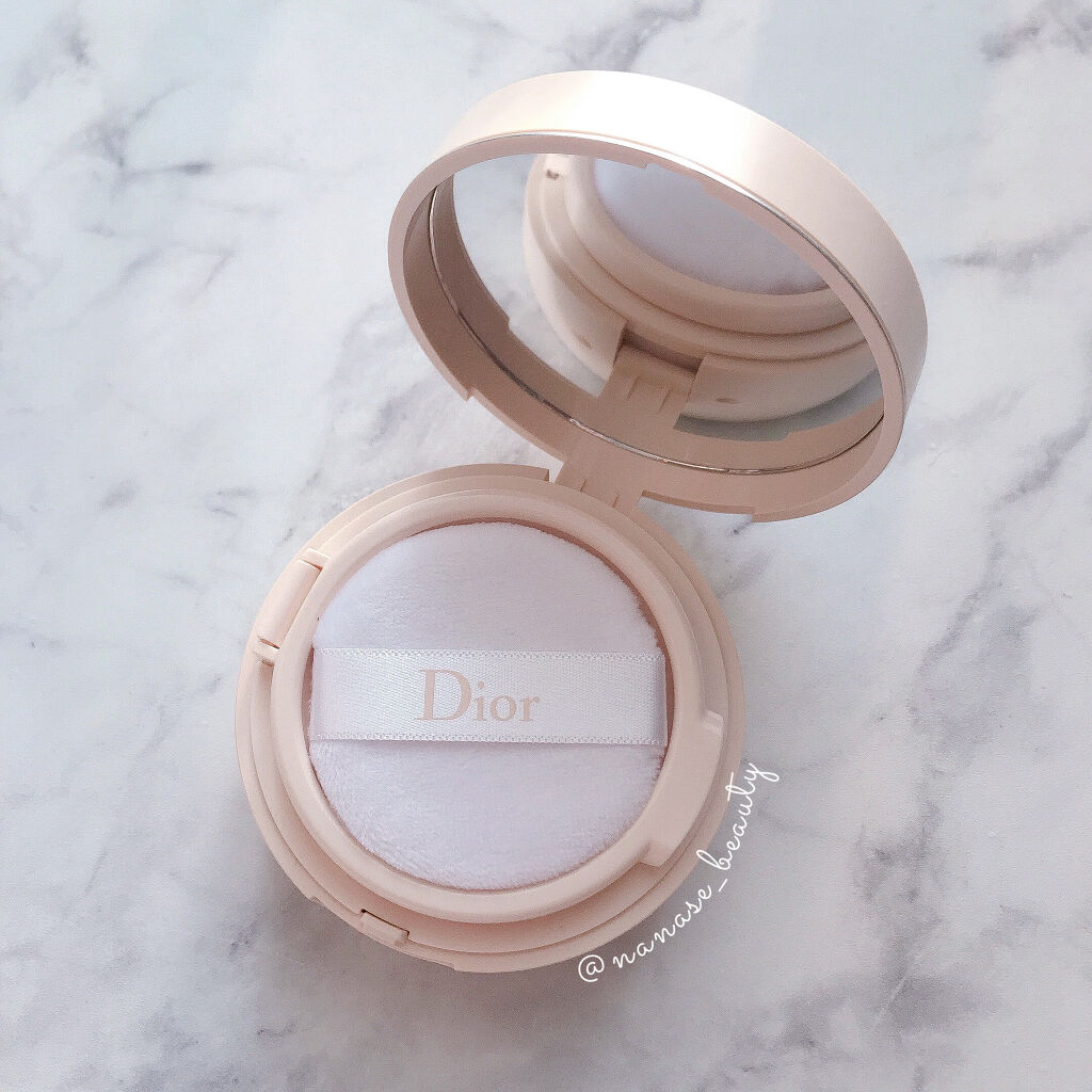 ディオールスキン フォーエヴァー クッション パウダー/Dior/ルースパウダーを使ったクチコミ（2枚目）
