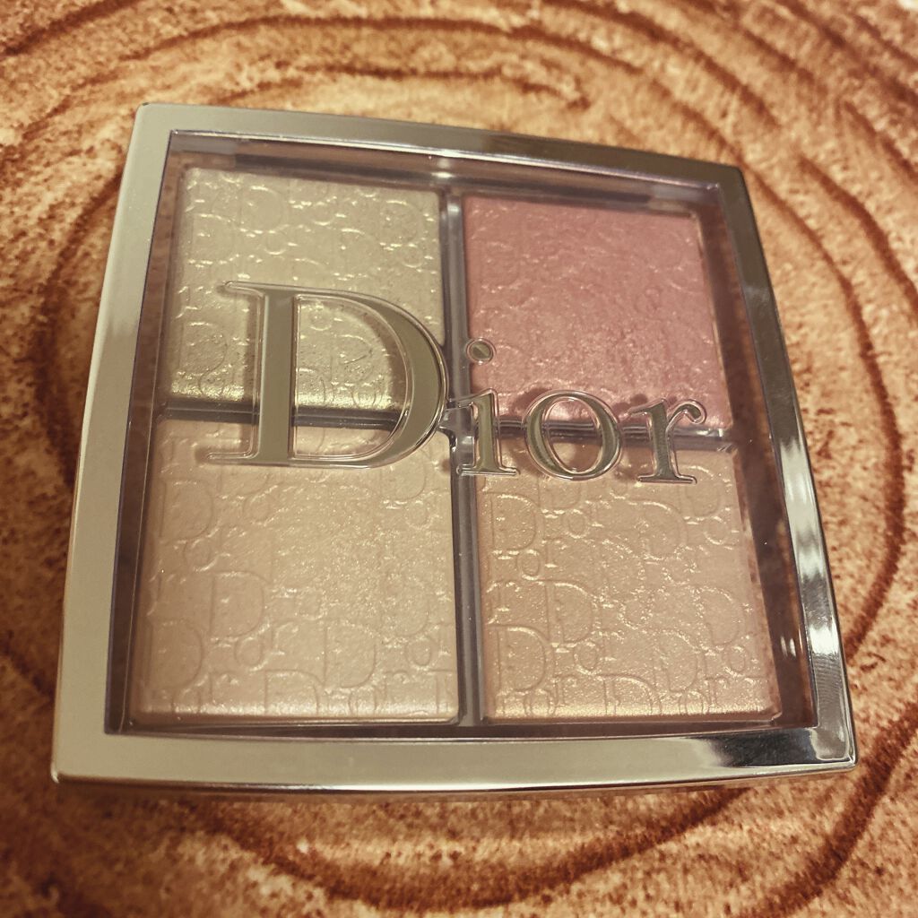 ディオール バックステージ フェイス グロウ パレット/Dior/ハイライトを使ったクチコミ（1枚目）