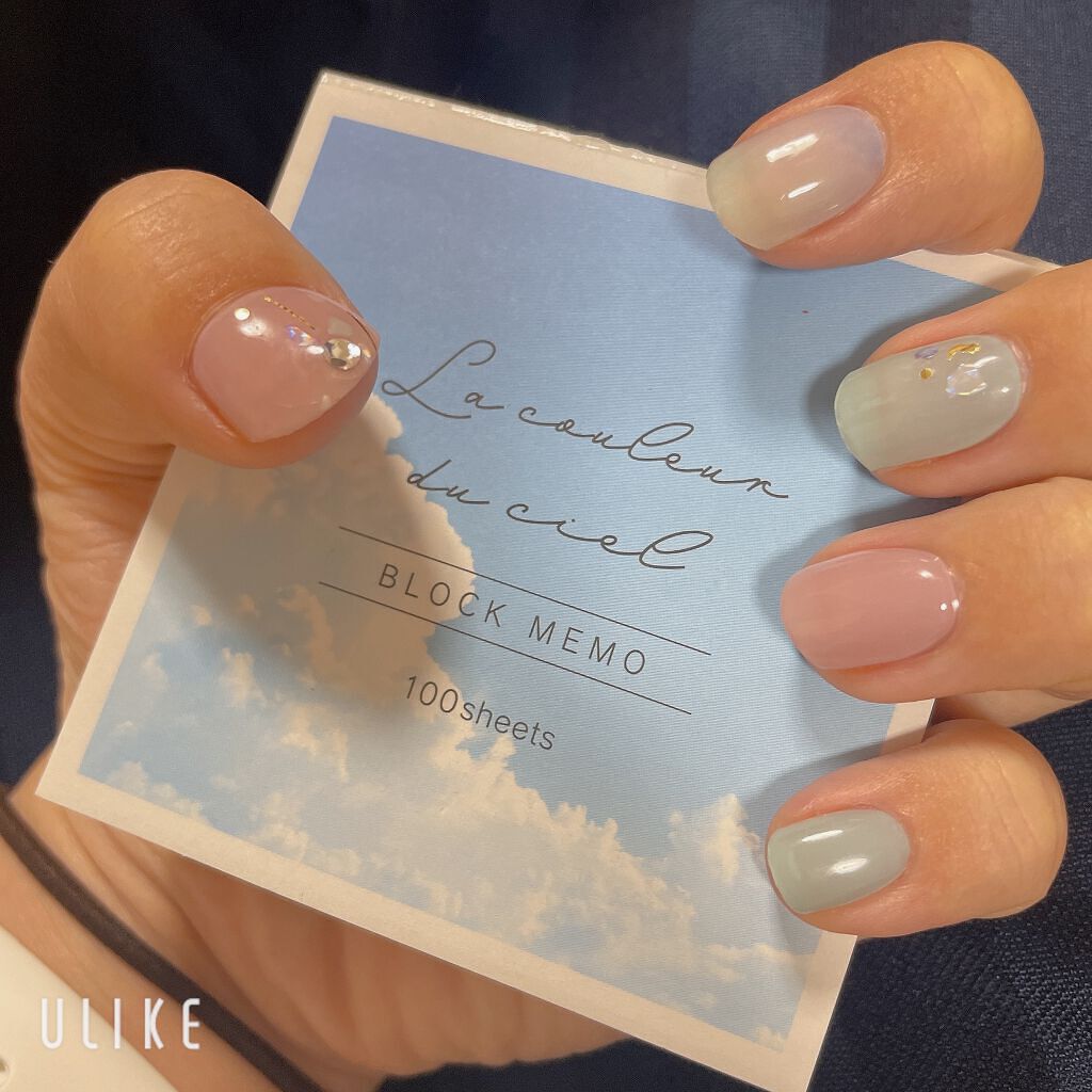 まこ on LIPS 「まこです✌️最近ohoraにハマってます!ジェルネイルは高いし..」(1枚目)