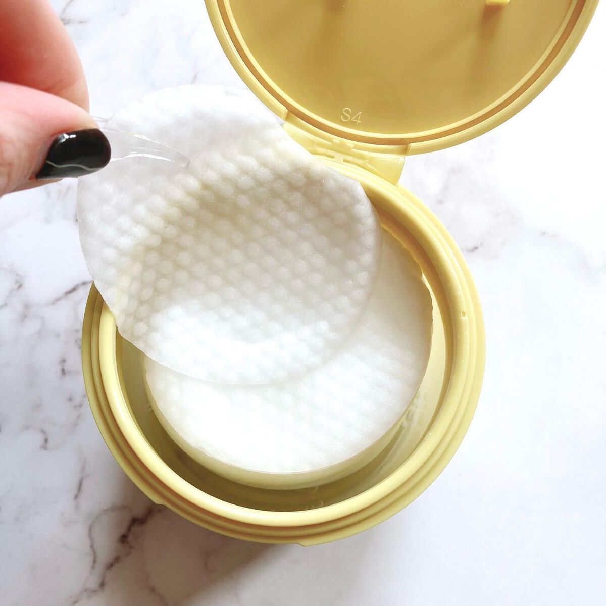 キメケア カバノアナタケバイオーム毛穴パッド/efilow/トナーパッドを使ったクチコミ（3枚目）