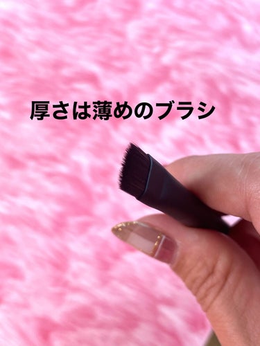 NARS プッシュアイライナーブラシ ＃26のクチコミ「NARS
#26プッシュアイライナーブラシ　　¥3,960


アイライナーを描くためにデザイ.....」（2枚目）