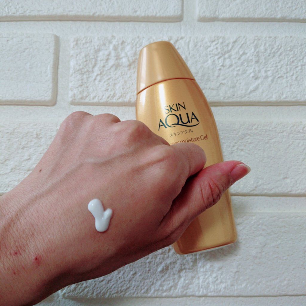 スーパーモイスチャージェルゴールド/スキンアクア/日焼け止めジェルを使ったクチコミ（1枚目）