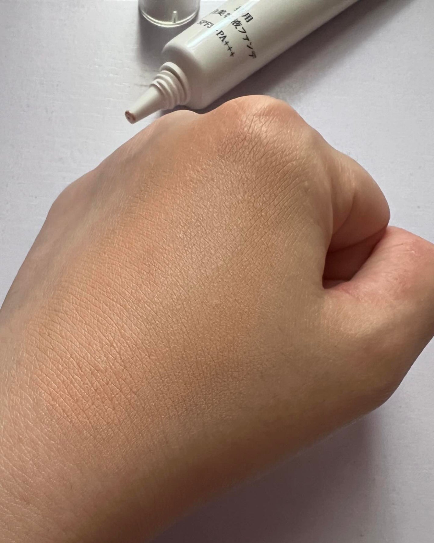 薬用 美白美容液ファンデ(医薬部外品)/HAKU/クリーム・エマルジョンファンデーションを使ったクチコミ(3枚目)