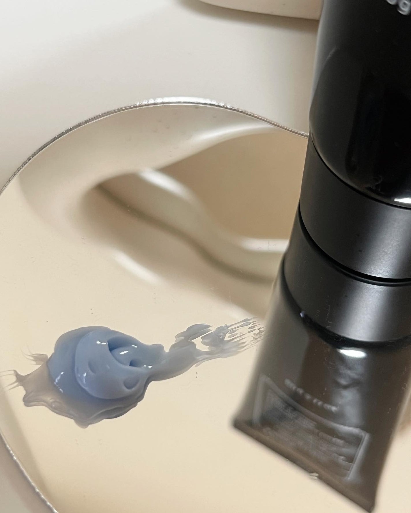 ミッドナイトブルーカーミングクリーム/Klairs/フェイスクリームを使ったクチコミ(3枚目)