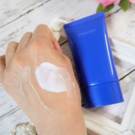 クリアウェルネス UVエッセンスジェル/雪肌精/日焼け止めジェルを使ったクチコミ(4枚目)