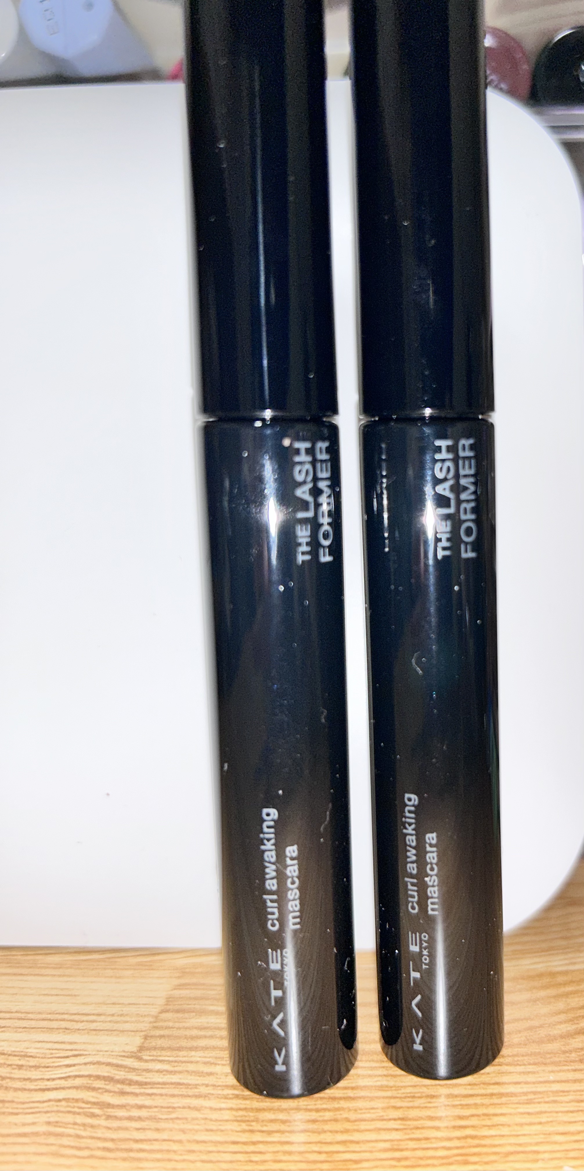 ケイト カールアウェイキングマスカラ GR-1 エボニーグリーン(限定色)/KATE/マスカラを使ったクチコミ（3枚目）