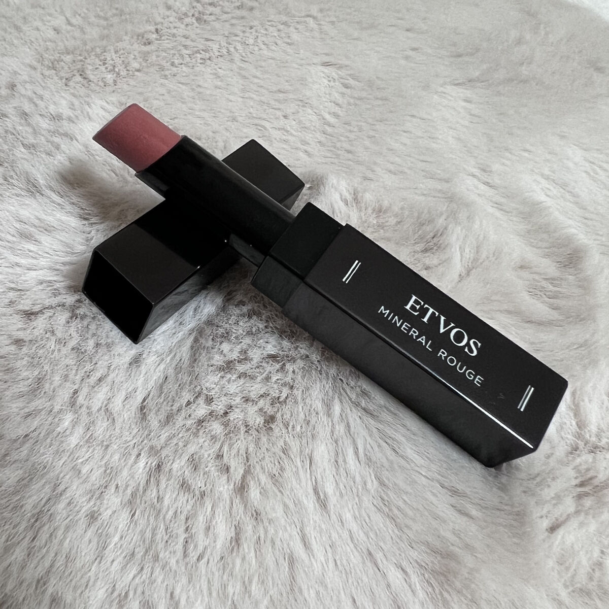 ミネラルルージュ ナッツベージュ/エトヴォス/口紅を使ったクチコミ（1枚目）