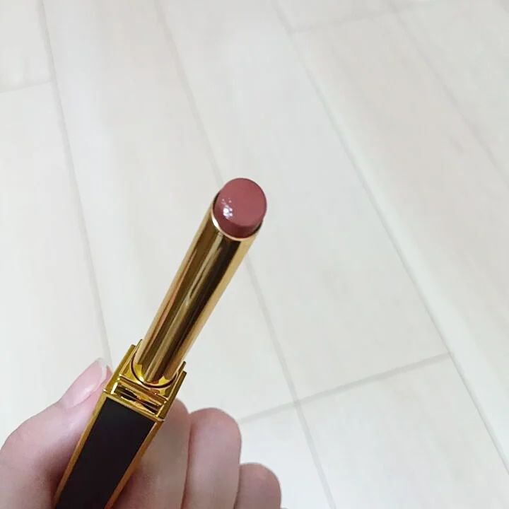 スリム リップ カラー シャイン 100 100/TOM FORD BEAUTY/口紅を使ったクチコミ（2枚目）