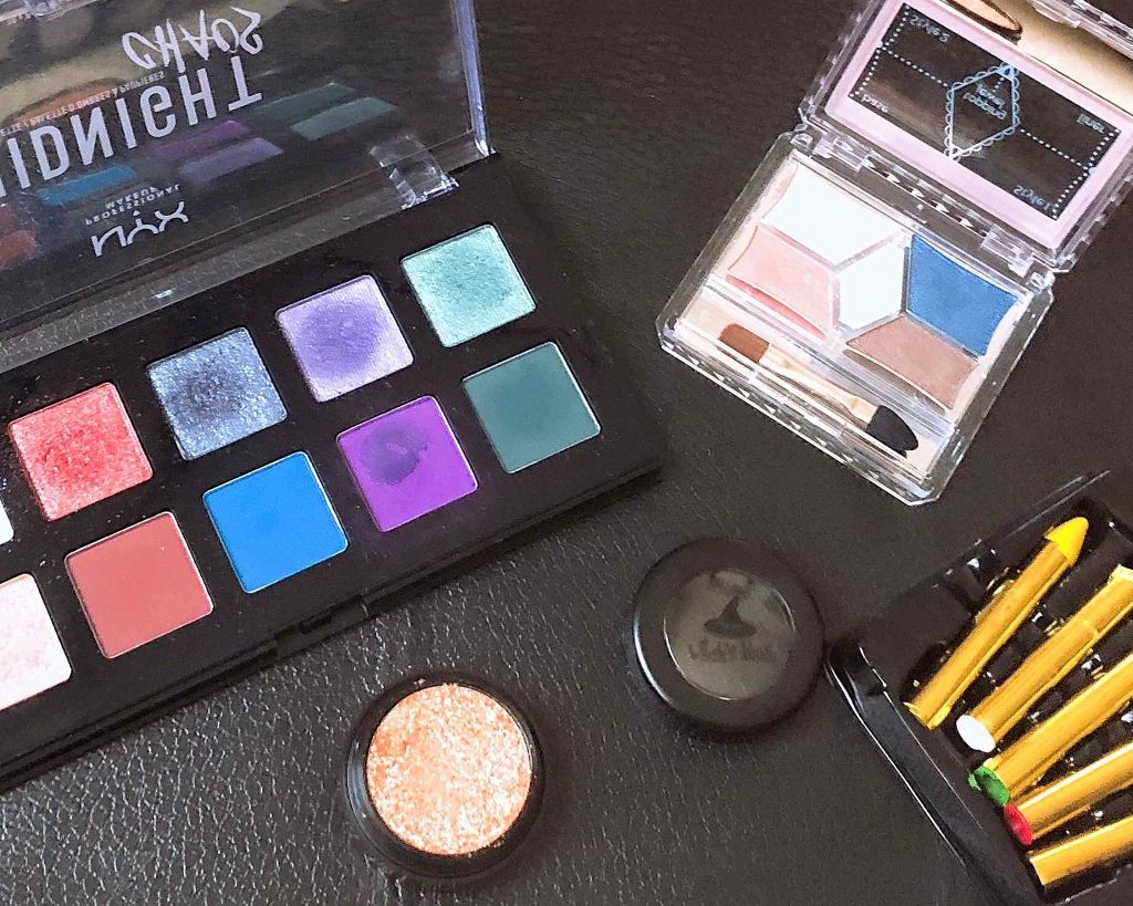 モコ on LIPS 「#ハロウィンメイク13ルック目🎃とりあえずハロウィンカラーを詰..」(2枚目)