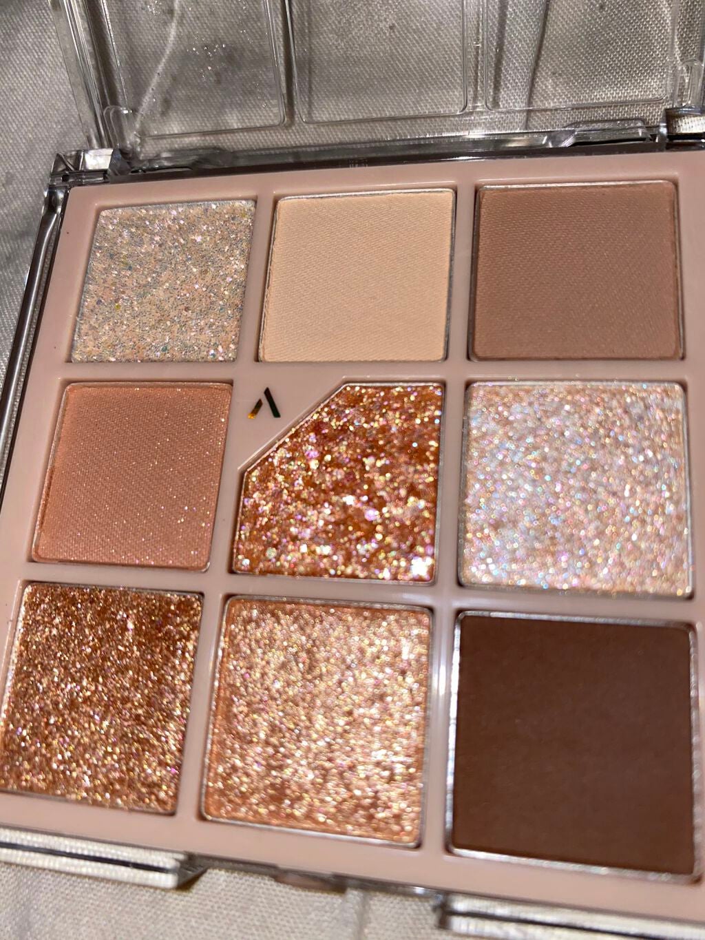 グリッターペディアアイパレット/unleashia/アイシャドウパレットを使ったクチコミ(2枚目)