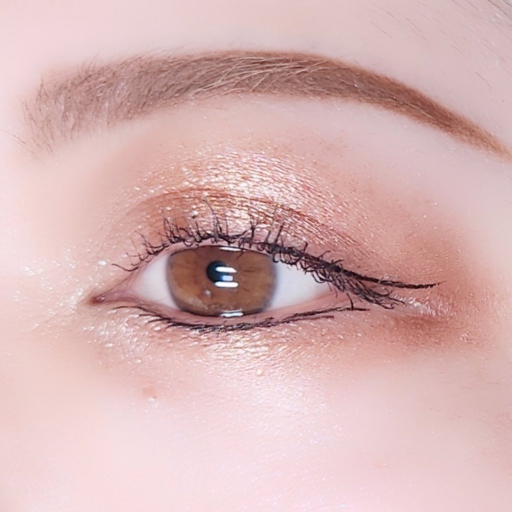 Chroma Zone マルチクローム ハイライター/SHEGLAM/パウダーハイライトを使ったクチコミ（3枚目）