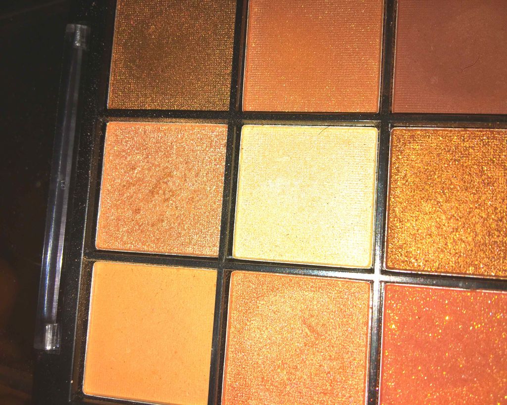 カラフルアイシャドウ/DAISO/アイシャドウパレットを使ったクチコミ(2枚目)