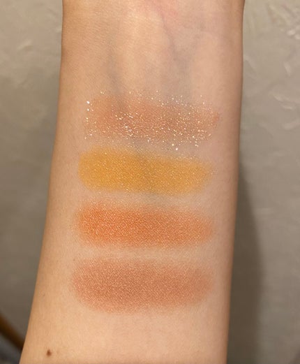 rienda beauty パレット riendaのクチコミ「一目惚れして買ってしまいました🥹🥹
こちらアパレルのriendaから新しく出たコスメブランド.....」(3枚目)