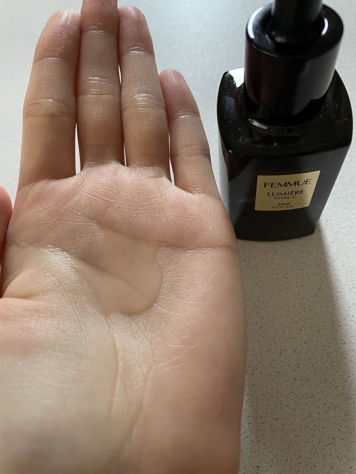 ルミエール ヴァイタルC/FEMMUE/ブースター・導入液を使ったクチコミ（3枚目）