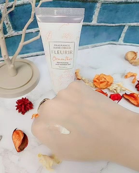 フルリール ハンドクリーム オスマンサス /MOC/ハンドクリームを使ったクチコミ(2枚目)