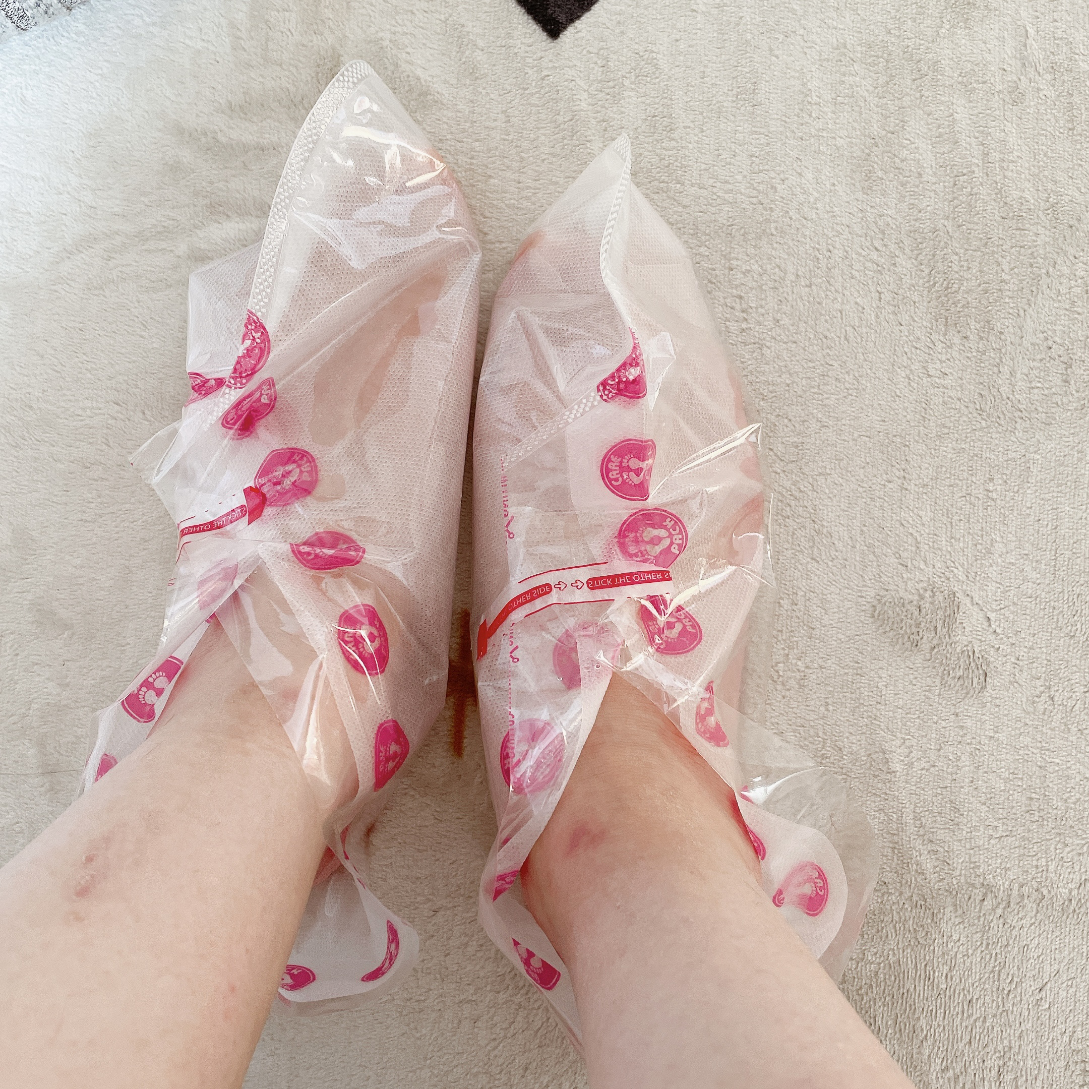 あしやすめ 足裏角質ケアパック/鎌倉ライフ/レッグ・フットケアを使ったクチコミ（2枚目）