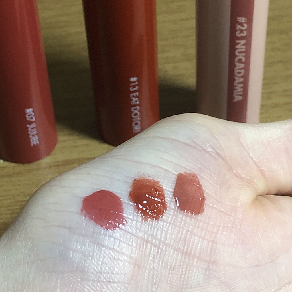 ジューシーラスティングティント/rom&nd/リップティントを使ったクチコミ（2枚目）