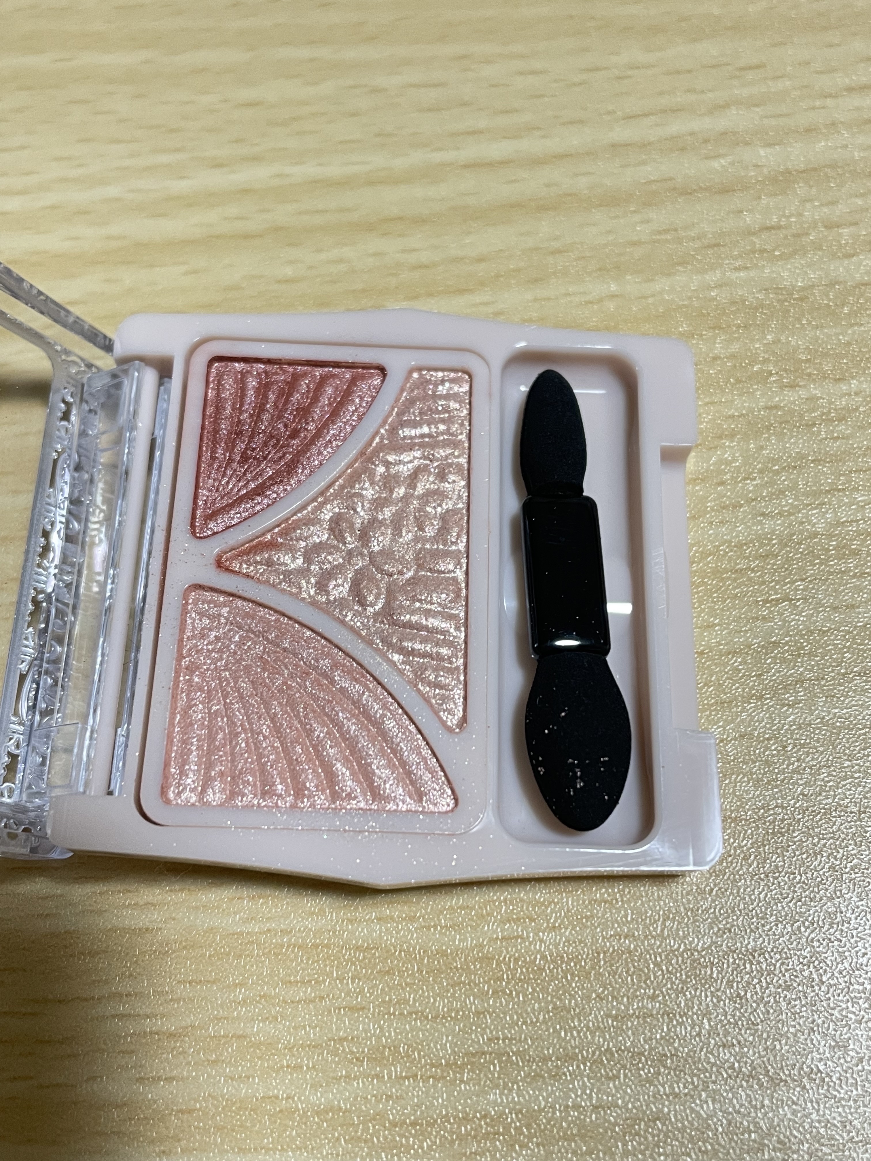 ジューシーピュアアイズ/キャンメイク/アイシャドウパレットを使ったクチコミ（2枚目）