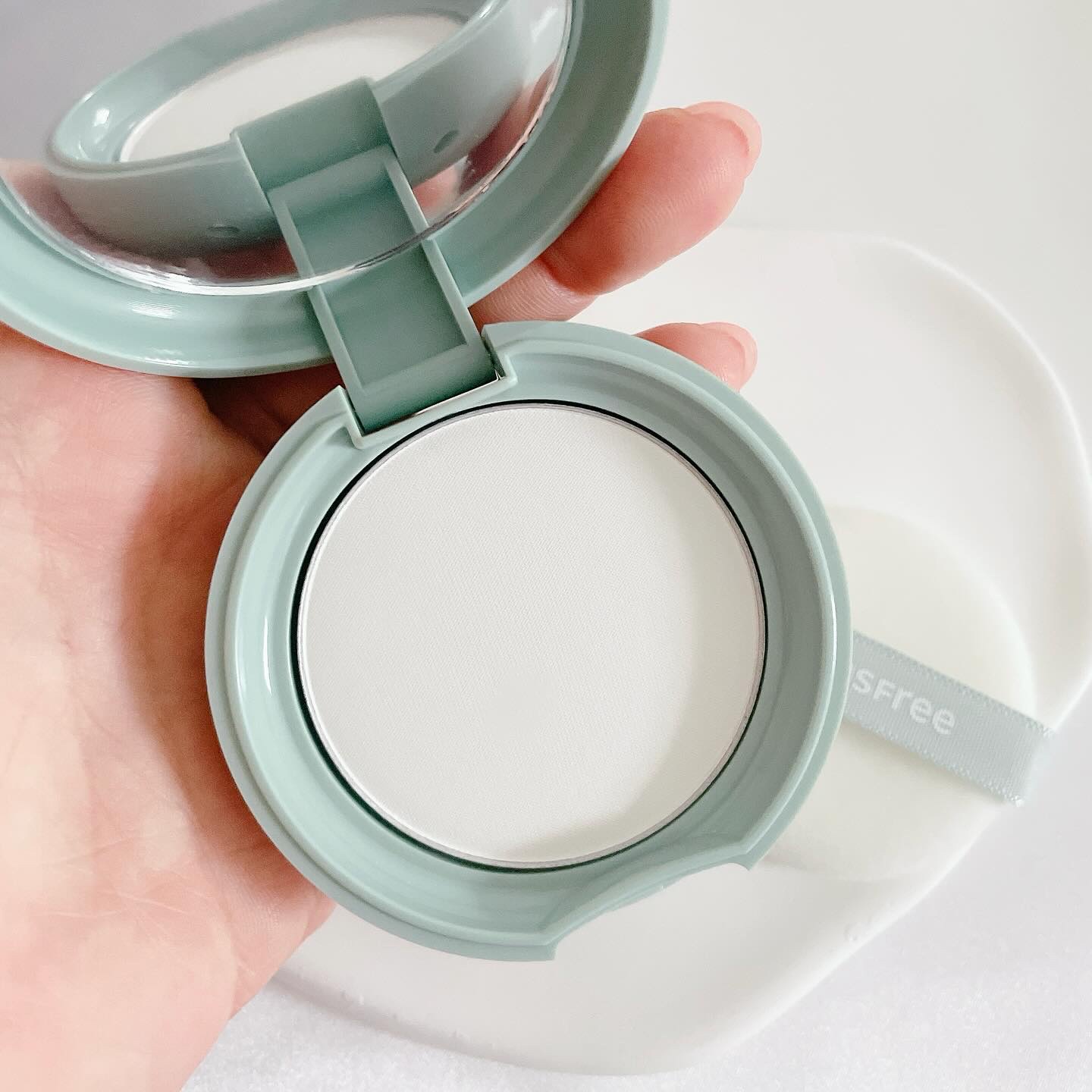 ノーセバム　ミネラルパクト　S/innisfree/プレストパウダーを使ったクチコミ（2枚目）