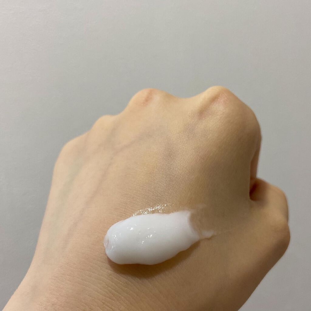 THE BEAUTY 髪のキメ美容プレミアムトリートメント<モイストリペアプレミアム>/エッセンシャル/洗い流すヘアトリートメントを使ったクチコミ(2枚目)