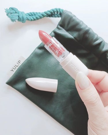 YULIP Lipstickのクチコミ「𝐘𝐔𝐋𝐈𝐏
𝐋𝐢𝐩  𝐀𝐥𝐦𝐨𝐬𝐭 𝐖𝐢𝐧𝐭𝐞𝐫

韓国で話題のヴィーガンビューティー
ブラン.....」（3枚目）