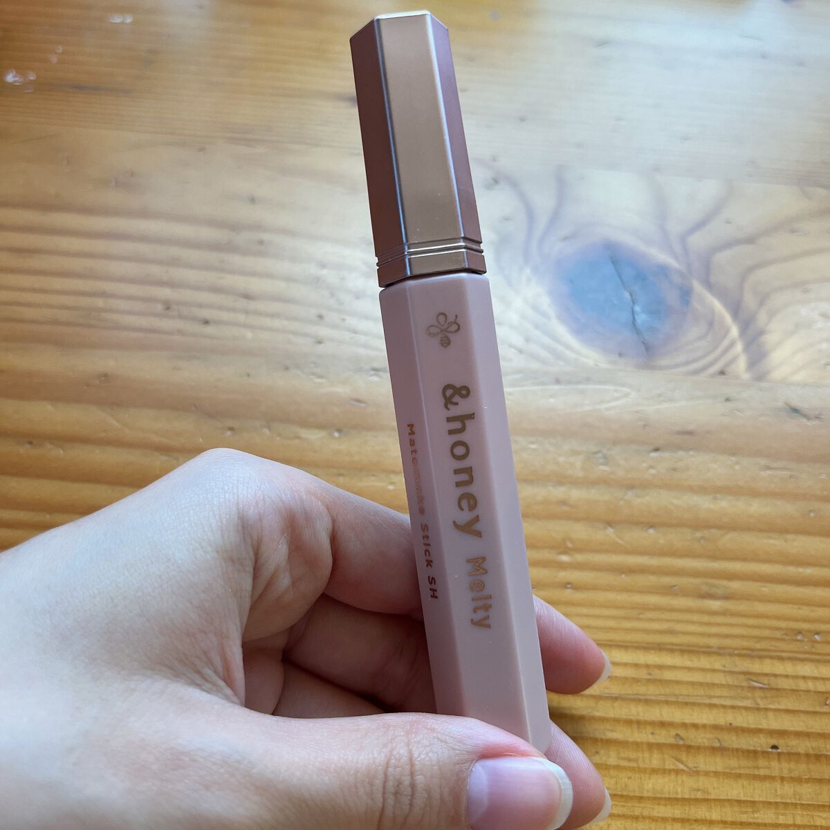 アンドハニー メルティ マトメイクスティック スーパーホールド 4.0/&honey/ヘアジェルを使ったクチコミ(1枚目)