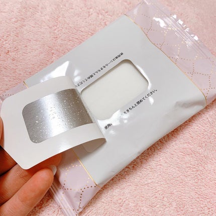 メイクの上からリフレッシュシート うるおいしっとりタイプ/ビオレ/フェイスシートを使ったクチコミ(4枚目)