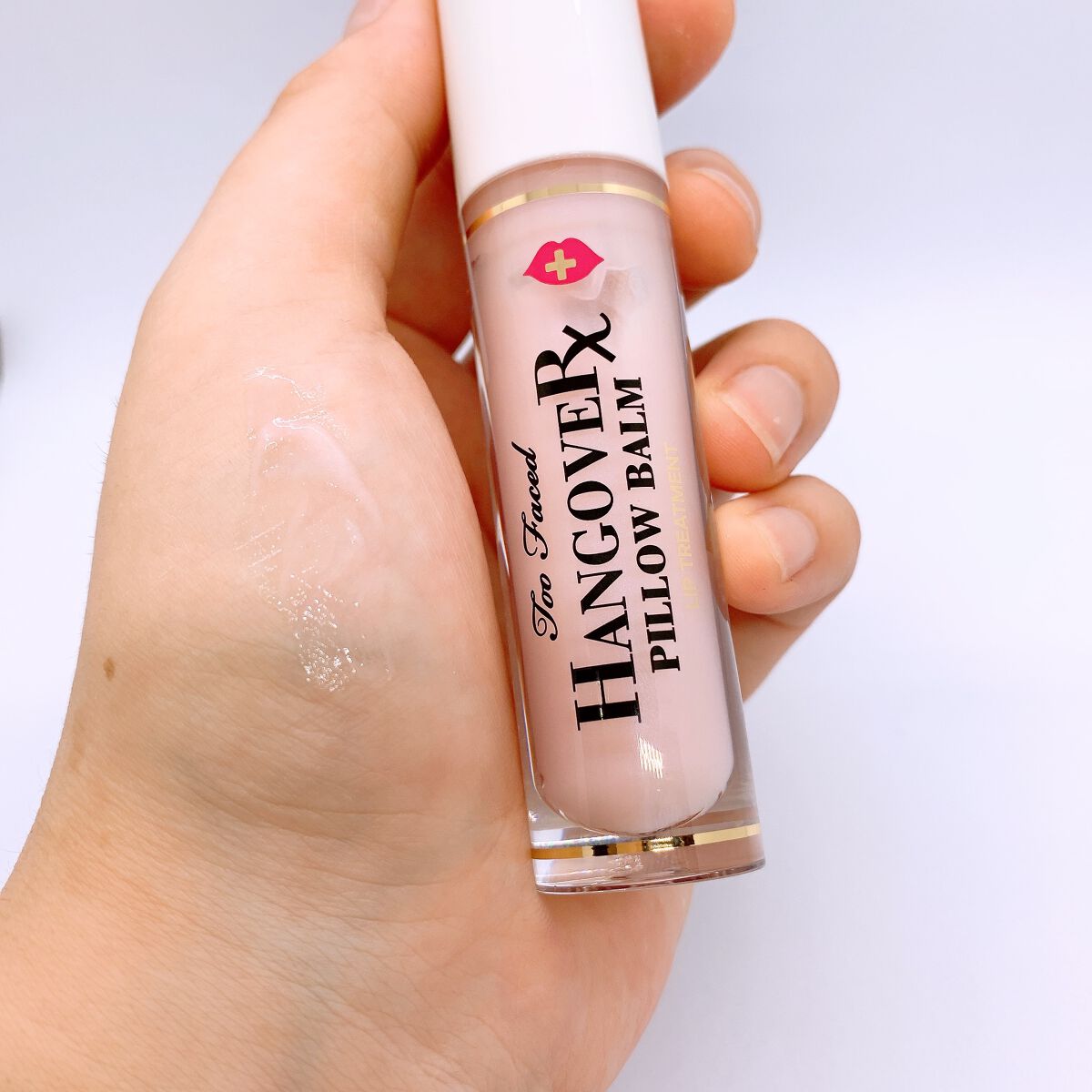 ～トゥー フェイスド ハングオーバー～ ピロー バーム リップ トリートメント/Too Faced/リップ美容液を使ったクチコミ（3枚目）