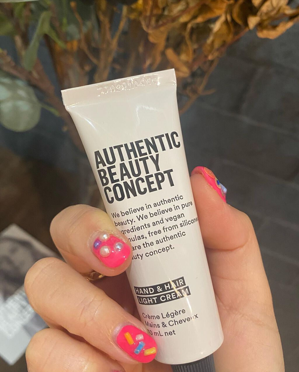 ハンド&ヘア ライトセラム/AUTHENTIC BEAUTY CONCEPT/ハンドクリームを使ったクチコミ(4枚目)