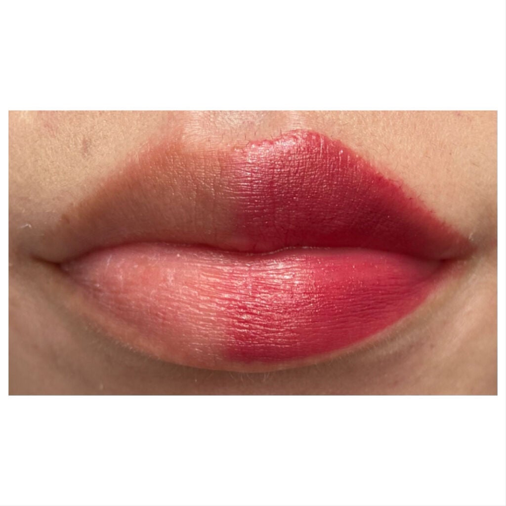 リップカラー シルキーサテン/クリスチャン ルブタン/口紅を使ったクチコミ(2枚目)