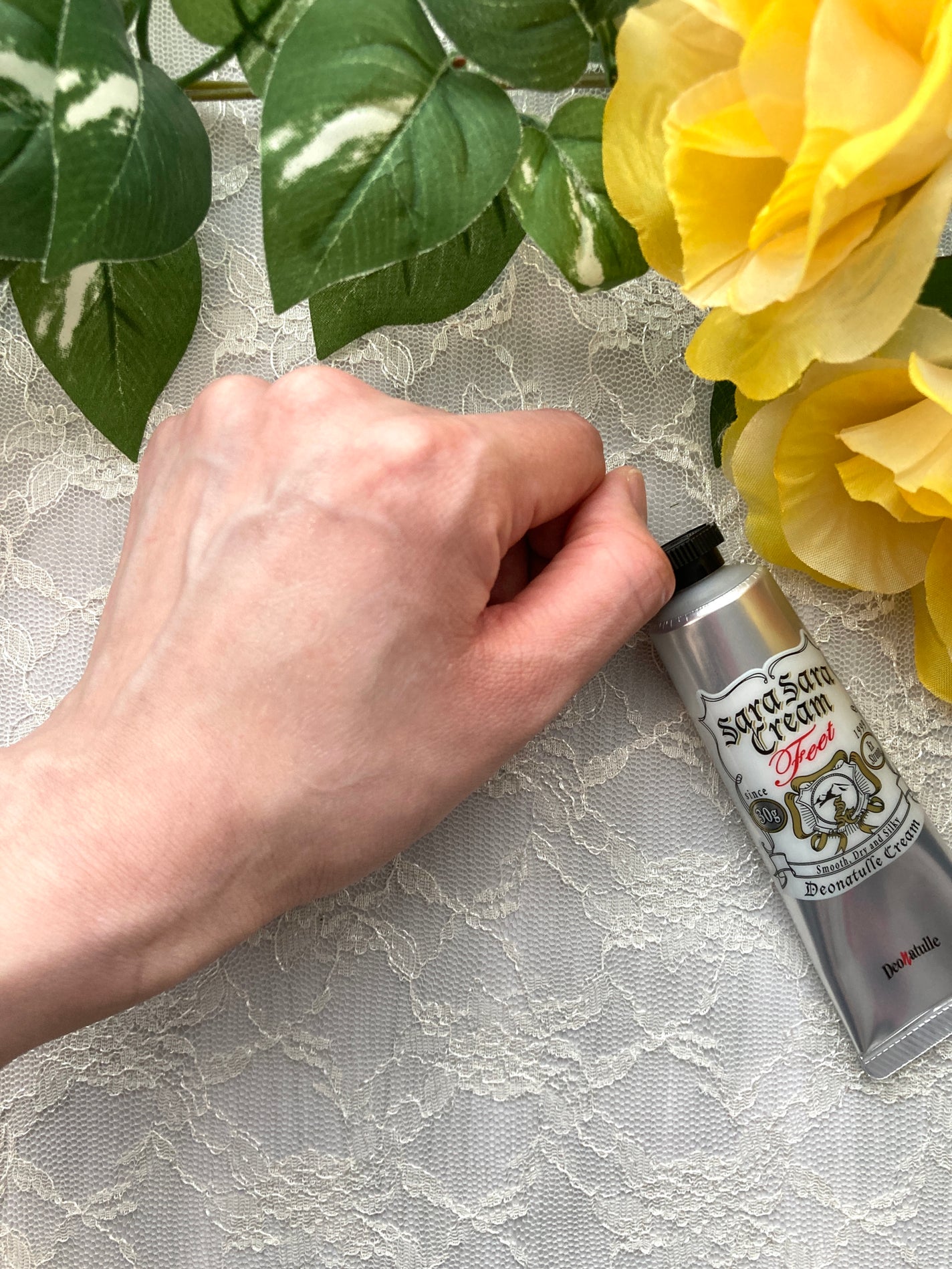 薬用足指さらさらクリーム/デオナチュレ/デオドラント・制汗剤を使ったクチコミ(4枚目)