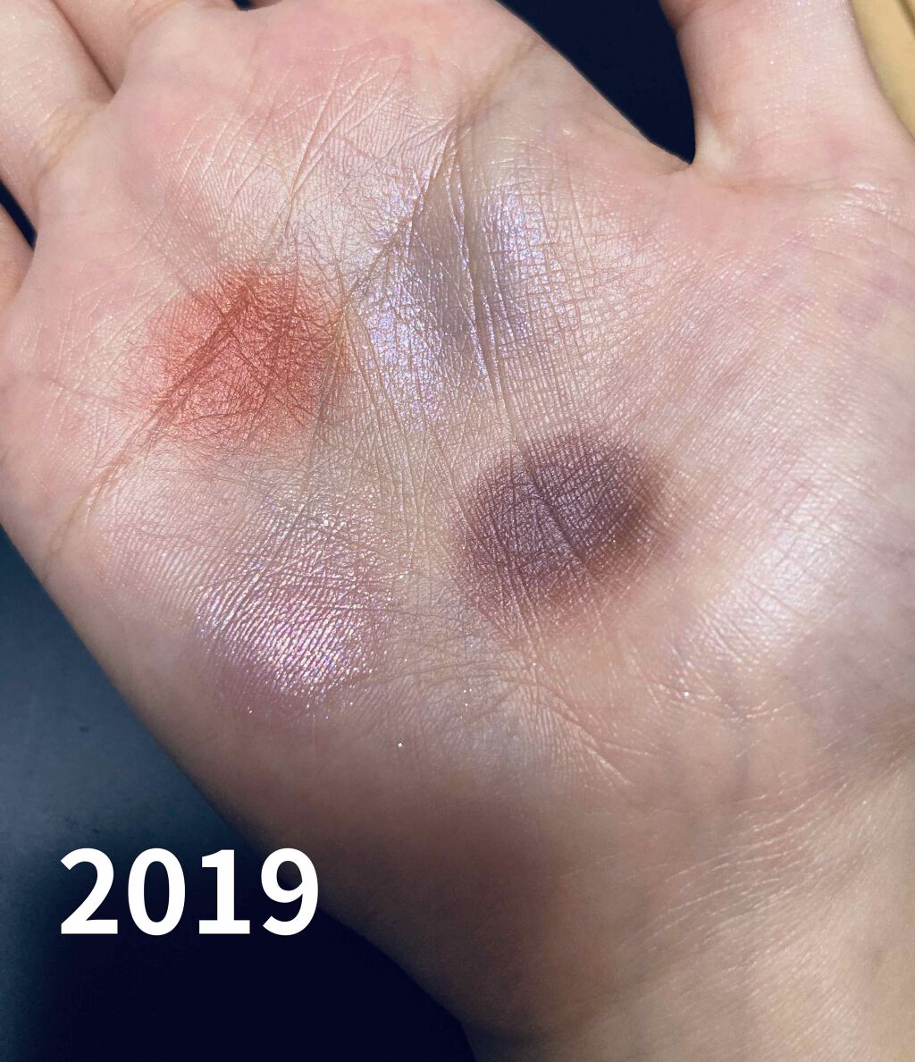 パーティアイズ2017 EX01 Nuance Shiny Brown/LUNASOL/アイシャドウパレットを使ったクチコミ（3枚目）