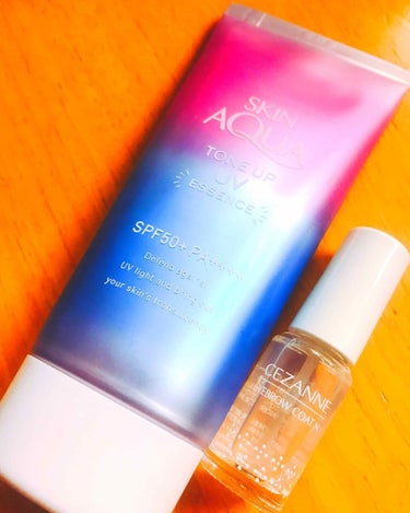 
左←
スキンアクアSPF50+PA++++
トーンアップUVエッセンス〈日焼け止めエッセンス〉顔、からだ用

右→
セザンヌ
アイブロウコートN〈眉毛用〉


スキンアクアは顔とからだに使えて一石二鳥