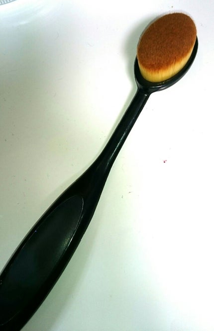 春姫ファンデーションブラシ(オーバル型)/DAISO/メイクブラシを使ったクチコミ(1枚目)
