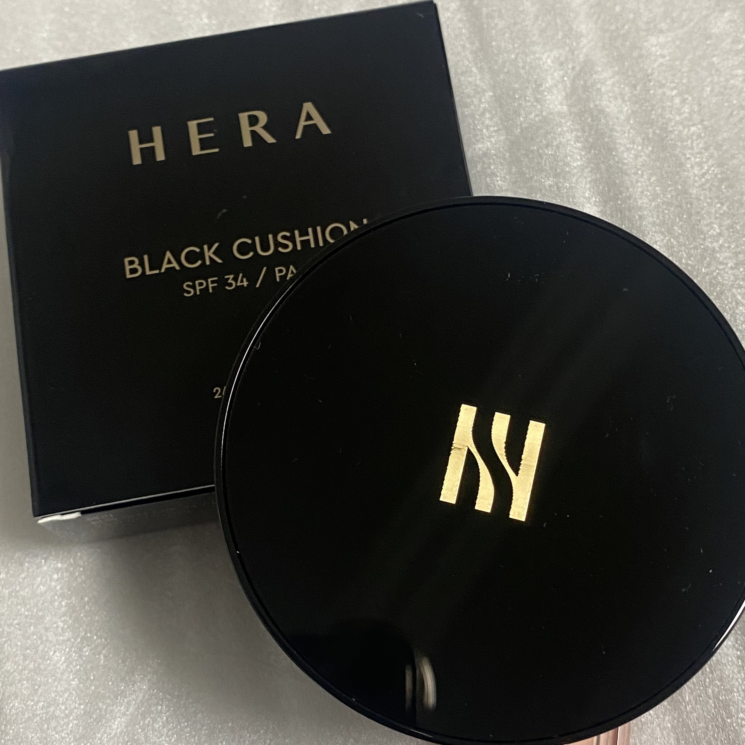 ブラック クッション/HERA/クッションファンデーションを使ったクチコミ（1枚目）