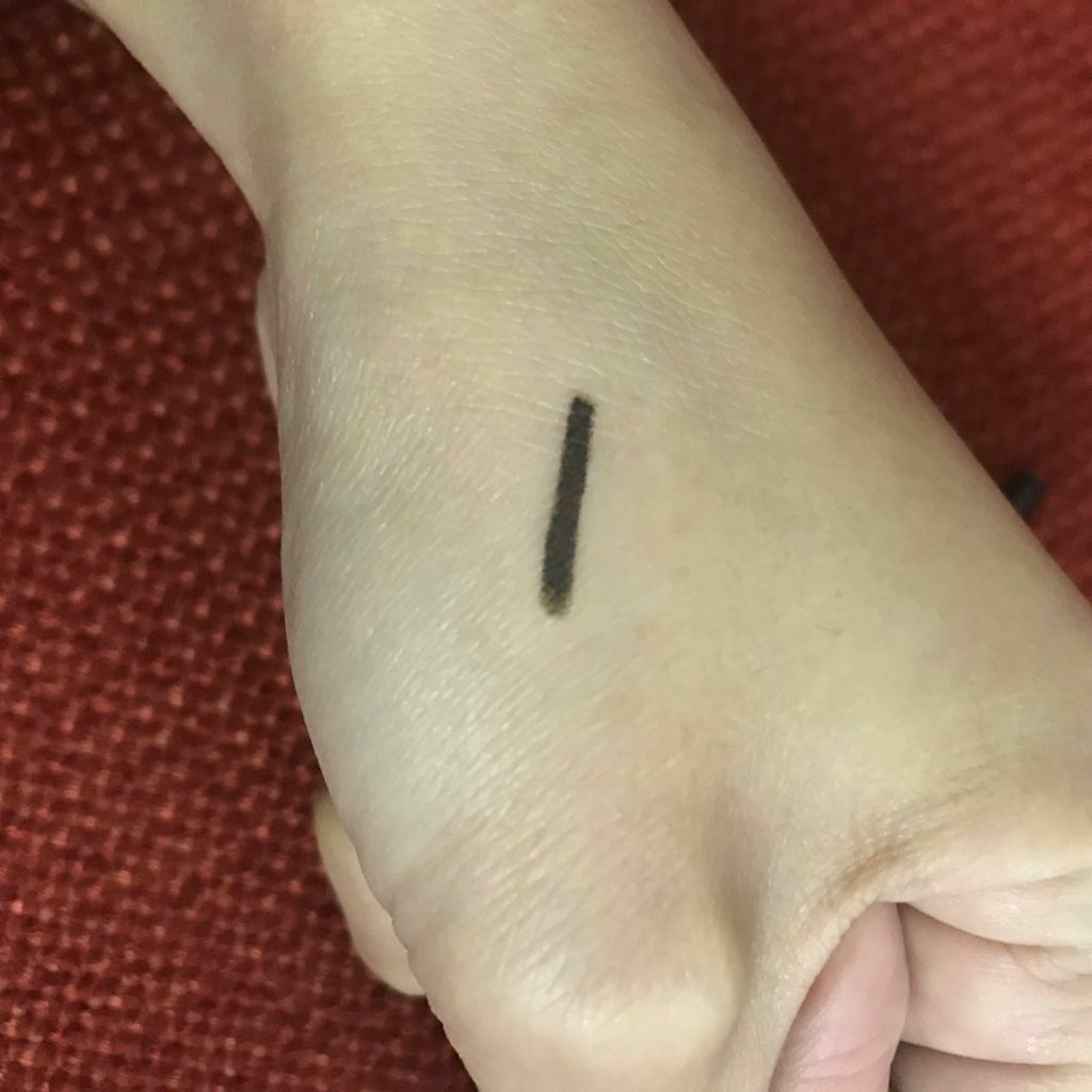 アイスクリーム アイスクリーム ジェルアイライナーのクチコミ「💄かきやすいけど滲むのは
私だけなのかな…？😅

新商品とかではないけど
少し前まで愛用してい.....」（2枚目）